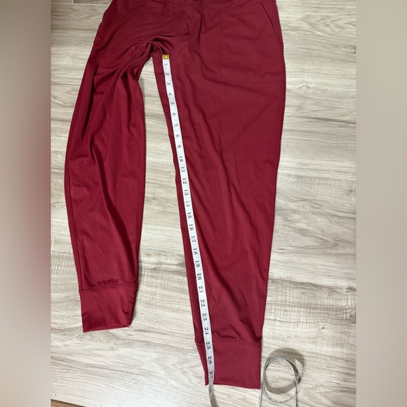Women's burgundy jogger, size S, with pockets - Picture 3 of 4